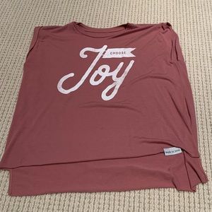 “Choose joy” top